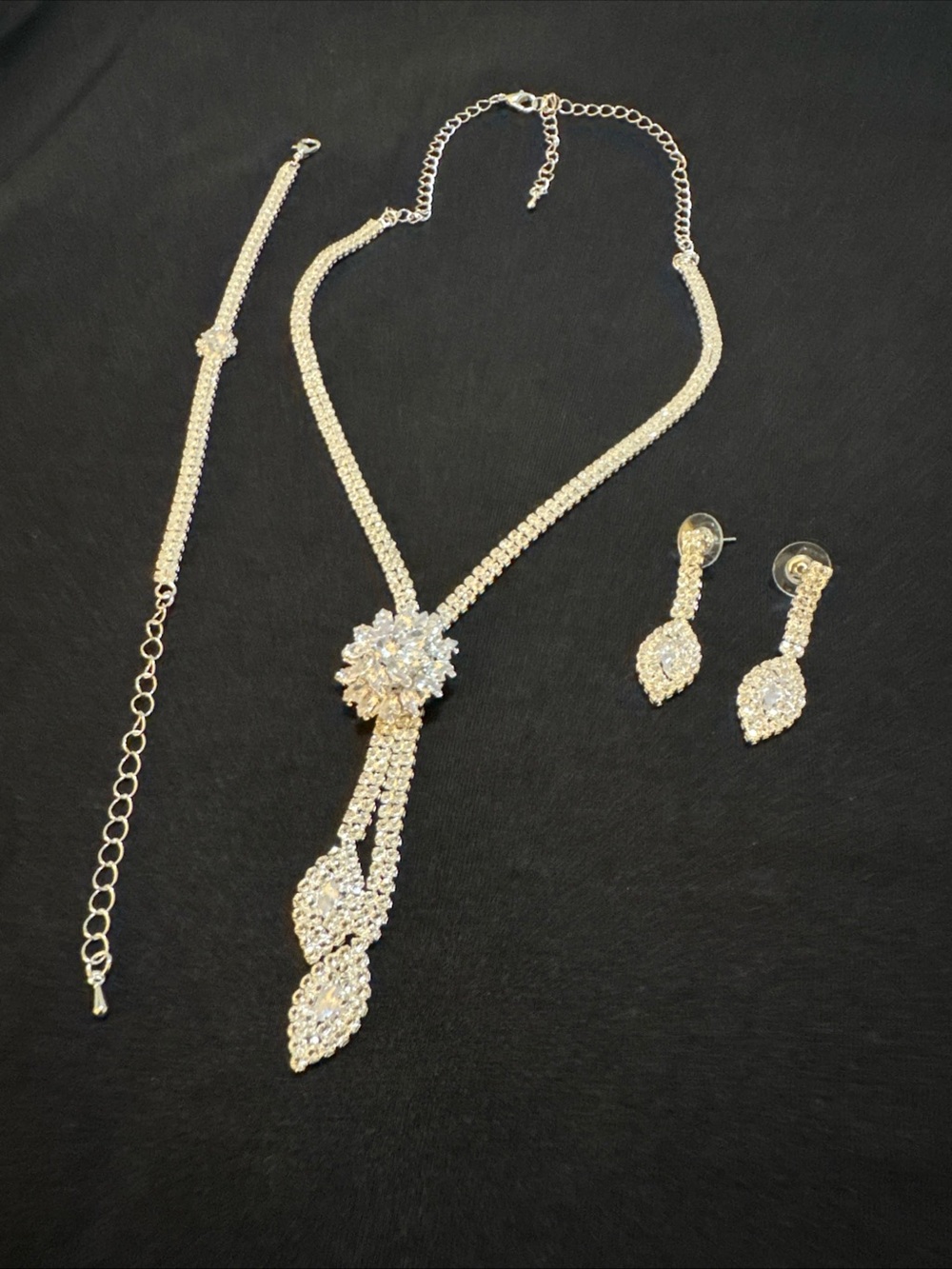 Shiny Silver-Tone Crystal Drop Necklace & Earring bracelet Set - Elegant Sparkle